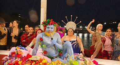 افتتاح أولمبياد باريس 2024: عرض مثير للجدل بعيدًا عن روح الرياضة