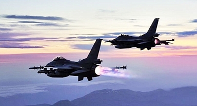 القوات الجوية التركية توجه ضربة كبيرة لحزب العمال الكردستاني في شمال العراق: تدمير 25 هدفاً