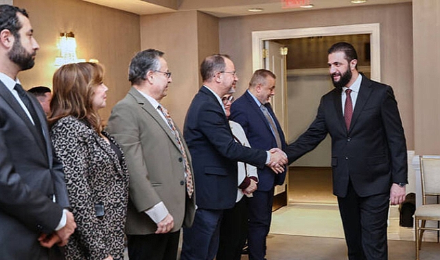 الرئيس السوري أحمد الشراعي يصل إلى واشنطن في زيارة تاريخية