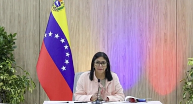 ديلسي رودريغيز: إدارة فنزويلا ليست بيد قوى خارجية